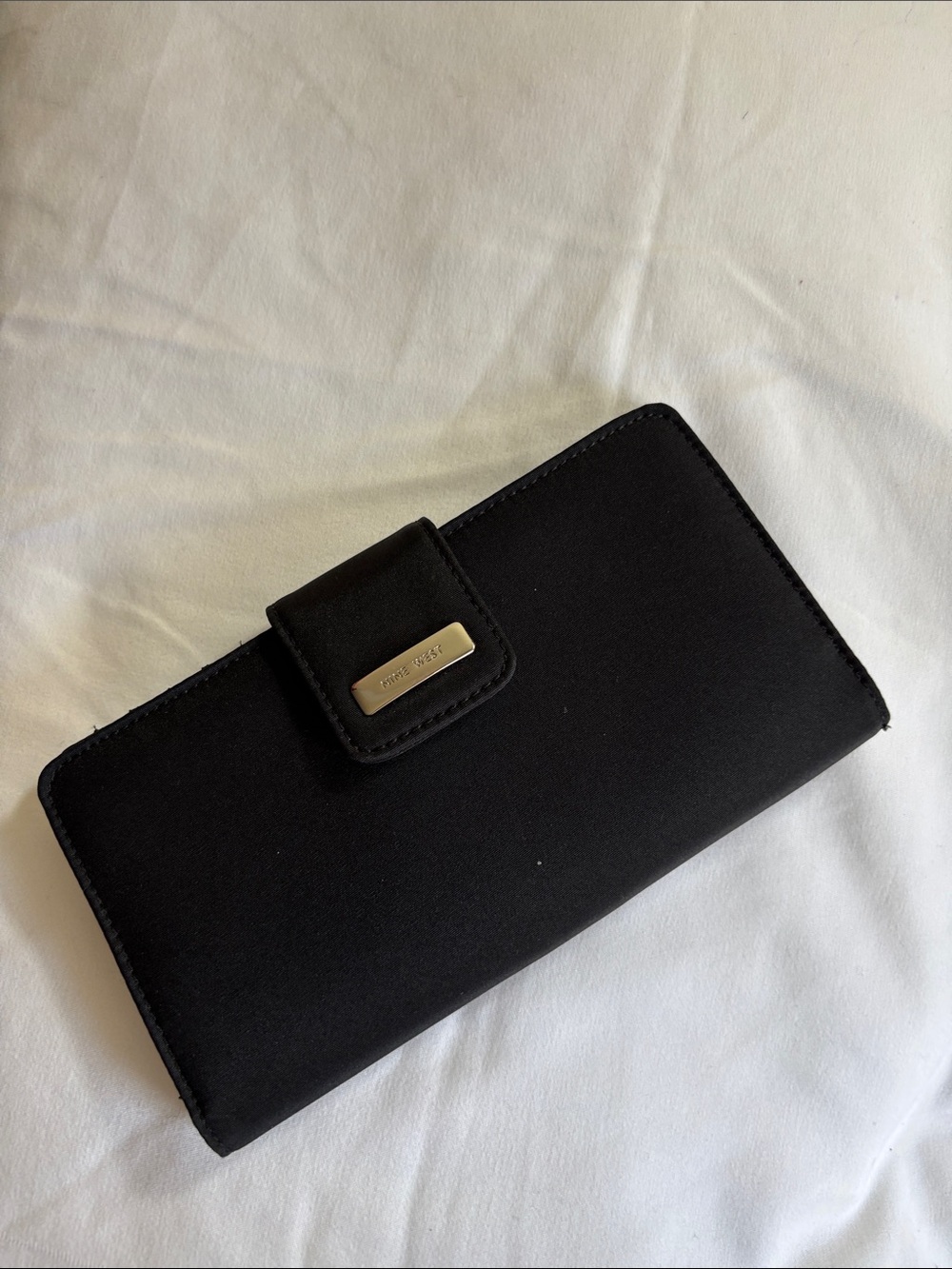 Nine West Wallet Black Snap ID Cards Check Book Bills Change NWOT